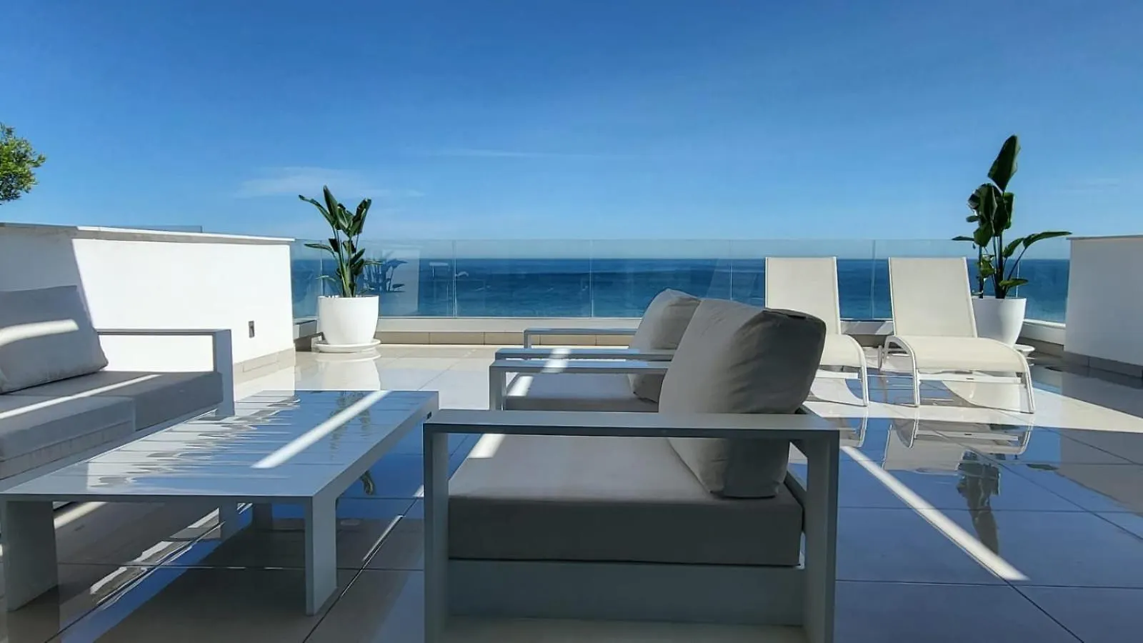 322 - Magnificent Penthouse Firstline Golf & Beach San Roque  Apartment