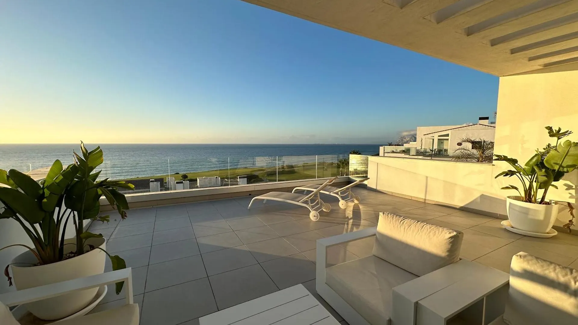 322 - Magnificent Penthouse Firstline Golf & Beach San Roque  Apartment San Roque (Andalucia)